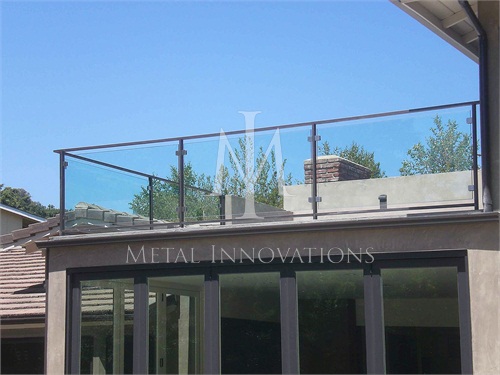Exterior Glass Railing Projects & Ideas - Metal Innovations
